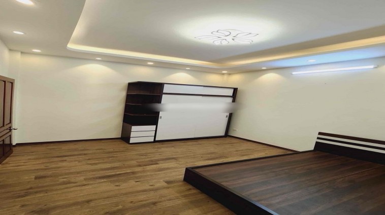 CHO THUÊ MBKD SPA, NAIL PHỐ HUỲNH THÚC KHÁNG, 50M2, 4 TẦNG, MT 4M, 3PN, 3VS, 20 TRIỆU